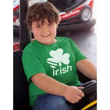 St. Patrick's Day Lucky Charm Irish Clover Shamrock Youth Kids T-Shirt Medium Green