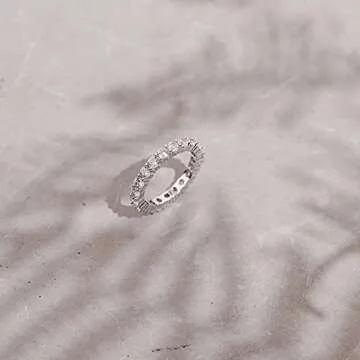 Elegant Stackable White Gold Rings for Women