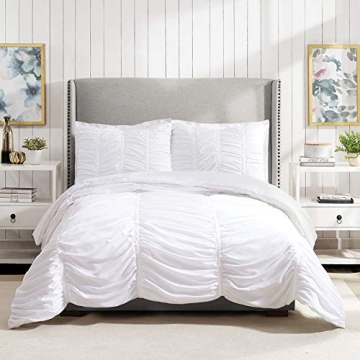 Modern Heirloom 3-Piece Comforter Set for King Beds