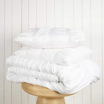 Modern Heirloom 3-Piece Comforter Set for King Beds