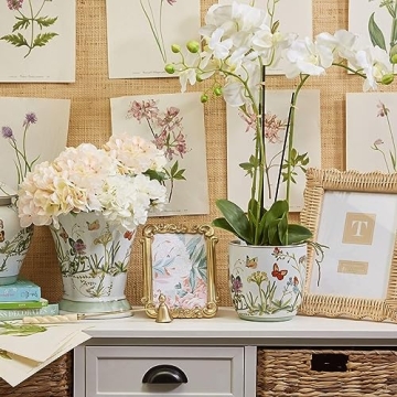 Stylish Two's Company Rattan Photo Frame - Rustic Décor