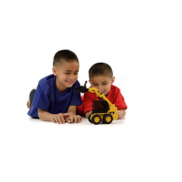 Bruder CAT Skid Steer Loader with Realistic Accessories