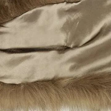 Dikoaina Large Women’s Faux Fur Collar for Winter Style