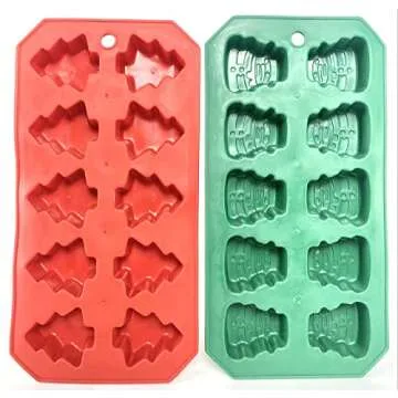 Festive Holiday Ice Cube Trays for Creative Treats