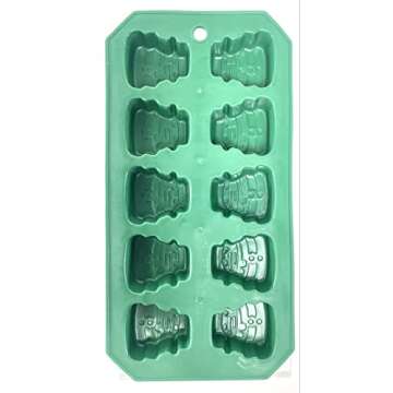 Festive Holiday Ice Cube Trays for Creative Treats