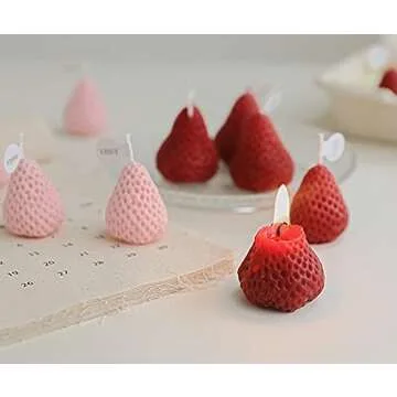 Strawberry Shaped Scented Candle - 4PACK Decorative Gifts