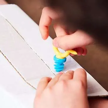 Makedo Starter 036 | Cardboard Construction Starter Pack | STEM and STEAM Educational Toys for Kids | Perfect for at Home Play + Classroom Learning | 36 Piece Mix SCRU & SCRU+ for Kids Age 4+