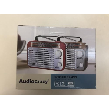 Multi-Band Portable Radio with Precise Tuning and AUX