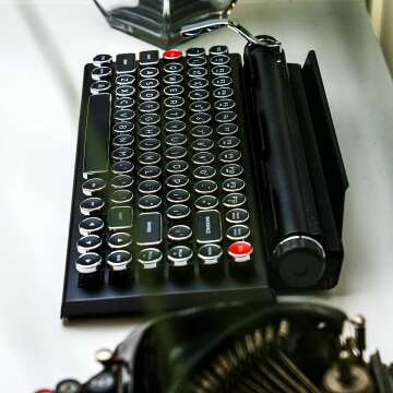 Qwerkywriter S Retro Typewriter Mechanical Keyboard
