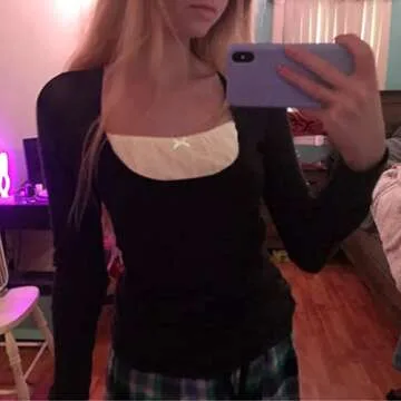 Vintage Floral Print Crop Top for Stylish E-Girls