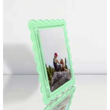 Elegant Scalloped Green Acrylic Frames - 2 Pack
