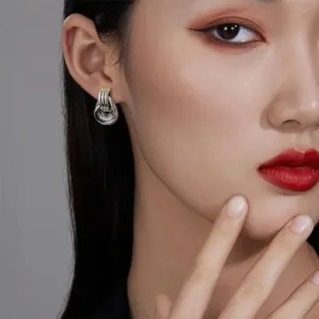 JeanBeau Silver Knot Stud Earrings - Lightweight & Stylish