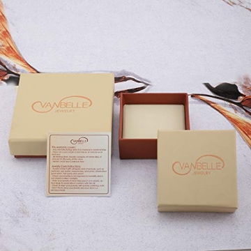 Elegant Vanbelle Clover Charm Necklace - Handmade Silver Jewelry