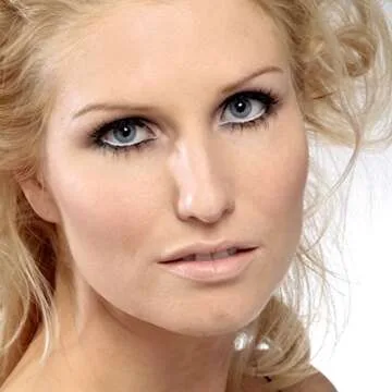 Professional Makeup Techniques for Caucasian Women - Professional Makeup Artist Training DVD - Makeup Techniques For Light and Fair Skin Tones - Educational Cosmetology Video. Learn Natural and Dramatic Makeup. Learn How to Highlight and Contour...