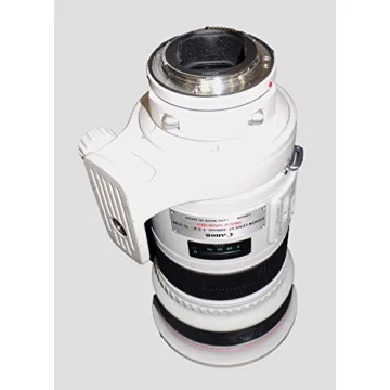 Canon EF 300mm f/2.8L IS USM Telephoto Lens for cameras