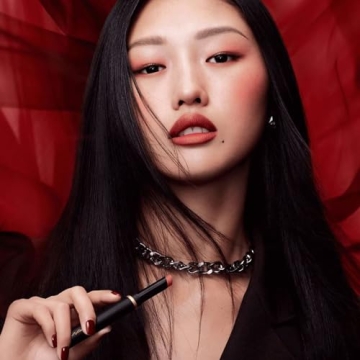 MAC Powder Kiss Velvet Lipstick for Perfect Fall Look