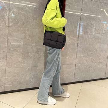 NAARIIAN Shoulder bags for women, Light-weight small puffer purses waterproof, hand-woven puffy bag crossbody handbag(black)