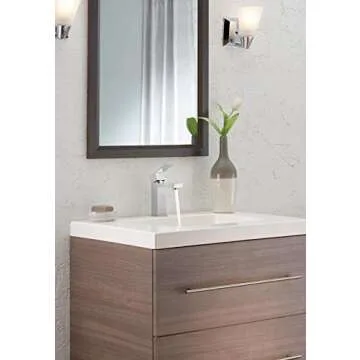 Delta Modern Chrome Single Hole Bathroom Faucet 567LF-PP