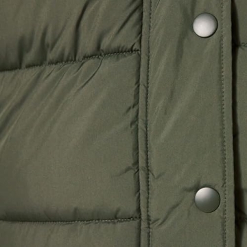 Amazon Essentials Hooded Puffer Coat for Winter Warmth