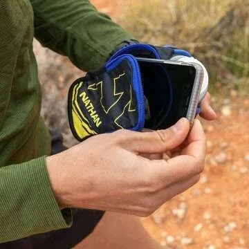Nathan SpeedDraw Insulated Flask - Ideal for Runners