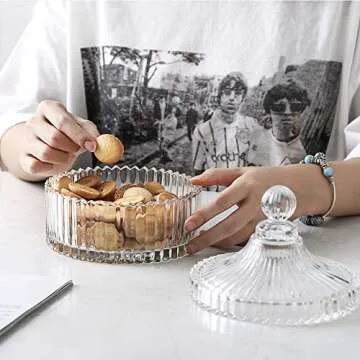 Candy Dish with Lid Clear Glass Crystal Covered Sugar Bowl Cookie Buffet Jar for Everyday Wedding Party Use Home Decoration 5.7x6.1 Inch