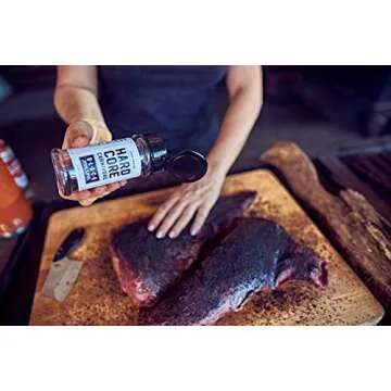 Hardcore Carnivore Black: charcoal seasoning for steak, beef and BBQ (Large Shaker)