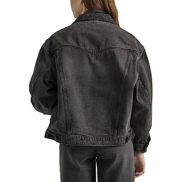 Wrangler Women's Relaxed Fit Denim Jacket for Every Occasion