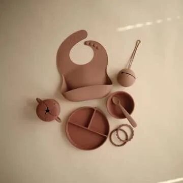 mushie Silicone Snack Cup | Spill Proof Food Container for Toddler and Baby (Woodchuck)