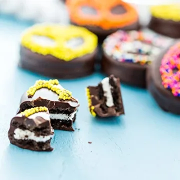 Chocolate Covered Oreo Mold for Perfect Treats and Smiles