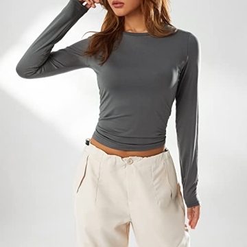 Y2K Long Sleeve Crop Top Stylish for Casual Wear