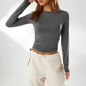 Y2K Long Sleeve Crop Top Stylish for Casual Wear