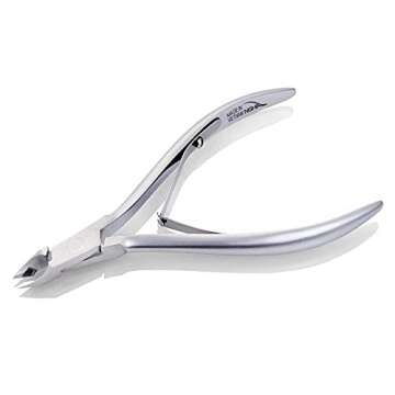 Nghia Cuticle Nipper – Precision Nail Care Tool for All