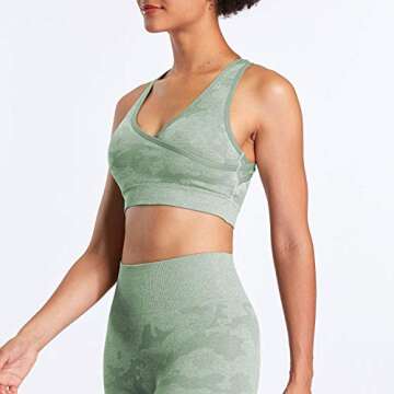 Aoxjox Camo Seamless Sports Bra for Women Medium Support Gym Yoga Seamless Workout Top (Camo/Sage Green, Medium)