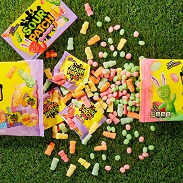 SOUR PATCH KIDS Bunnies Chewy Candy, 18 Snack Packs