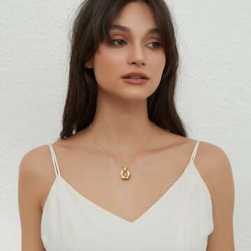 HESSAWELL Gold Pendant Necklace for Women Statement Necklace for Women Fashion Jewelry