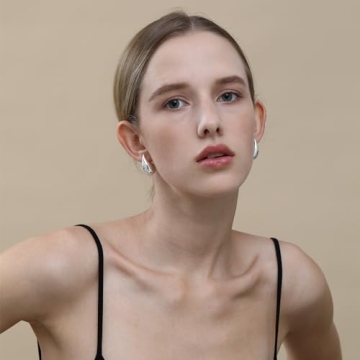 Stylish Apsvo Chunky Gold Hoop Earrings for Women