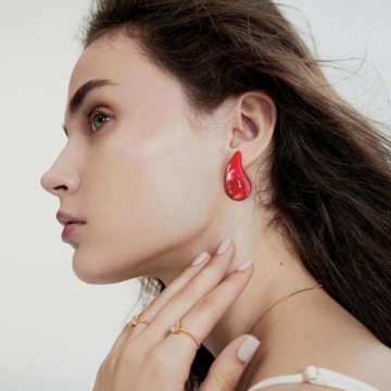Fashionable HolidayQbee Hypoallergenic Teardrop Earrings