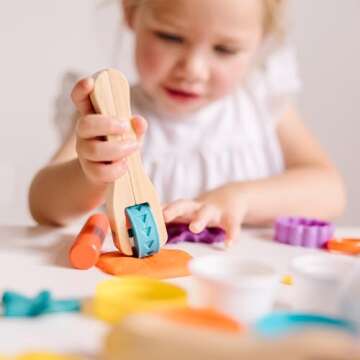 Melissa & Doug Created by Me Cut, Sculpt, and Roll Modeling Dough Kit With 8 Tools and 4 Colors of Modeling Dough Stampers, Arts And Crafts For Kids Ages 3+