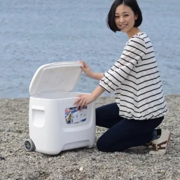 Igloo Marine Breeze Roller Cooler for Ultimate Outdoor Fun