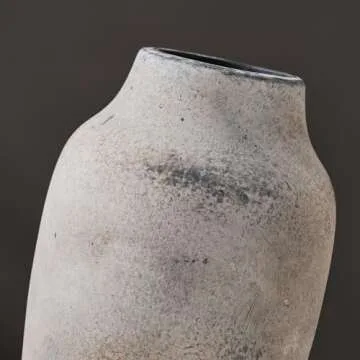 SIDUCAL Ceramic Rustic Farmhouse Vase | 7.2 Inch Pottery Decorative Flower Vase for Home Decor | Whitewashed Terracotta Boho Vase for Table, Living Room, Bathroom Decoration, Shelf Decor, Mantel