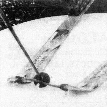 Edgie Wedgie Kids Ski Tip Connector (Red)