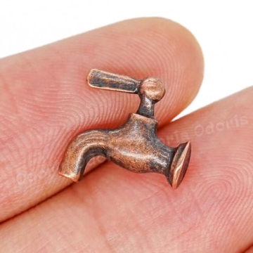 Odoria Miniature Faucets for Dollhouses - 4 Pack