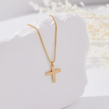 Chunky Gold Cross Pendant Necklace for Women
