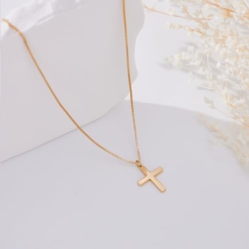 Chunky Gold Cross Pendant Necklace for Women