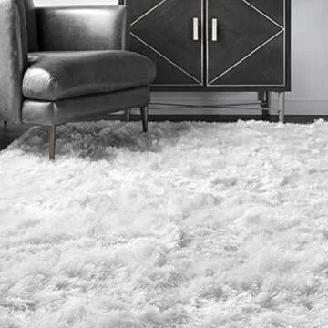 nuLOOM Silky Shag Accent Rug in Pearl White - 3x5