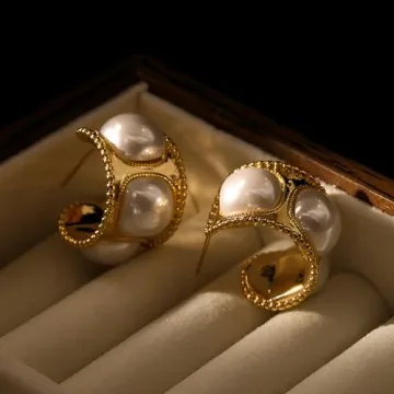 AOLIMI Gold Pearl Hoop Earrings - Stylish Women's Jewelry
