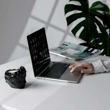 Luxury Aesthetic Candles with Wooden Wicks