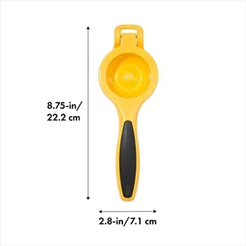 OXO Good Grips Citrus Squeezer for Fresh Lemon Lime Juice