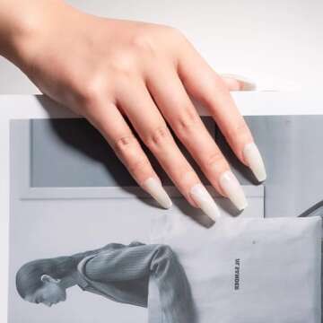 MAYCHAO 15ML Milky White Gel Nail Polish 1Pc Translucent Sheer White Gel Polish Soak Off UV LED Transparent Creamy White Nail Polish Nail Art Starter Manicure Salon DIY at Home, 0.5 OZ