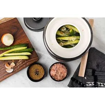 TOMO Fermentation Crock with Weights - Ceramic Sauerkraut Pickling Crock - Stoneware Kombucha Brewing (7L)